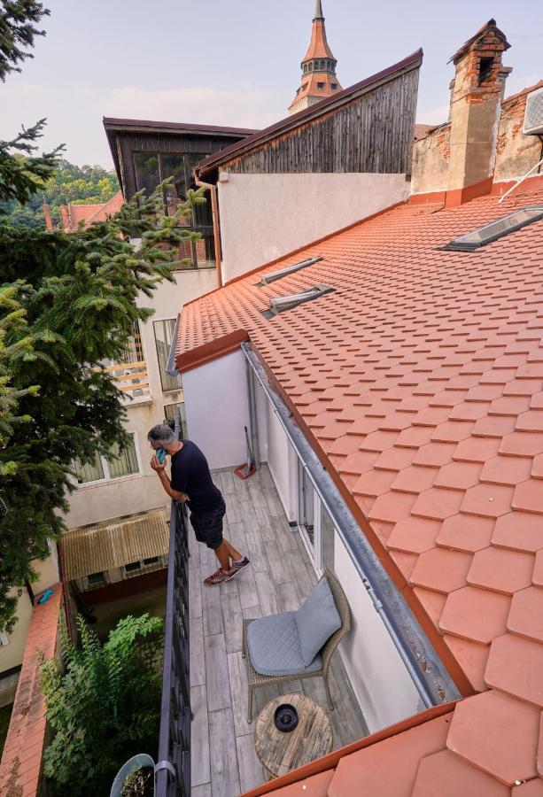 1881 Brasov Old Town Apartments Eksteriør billede